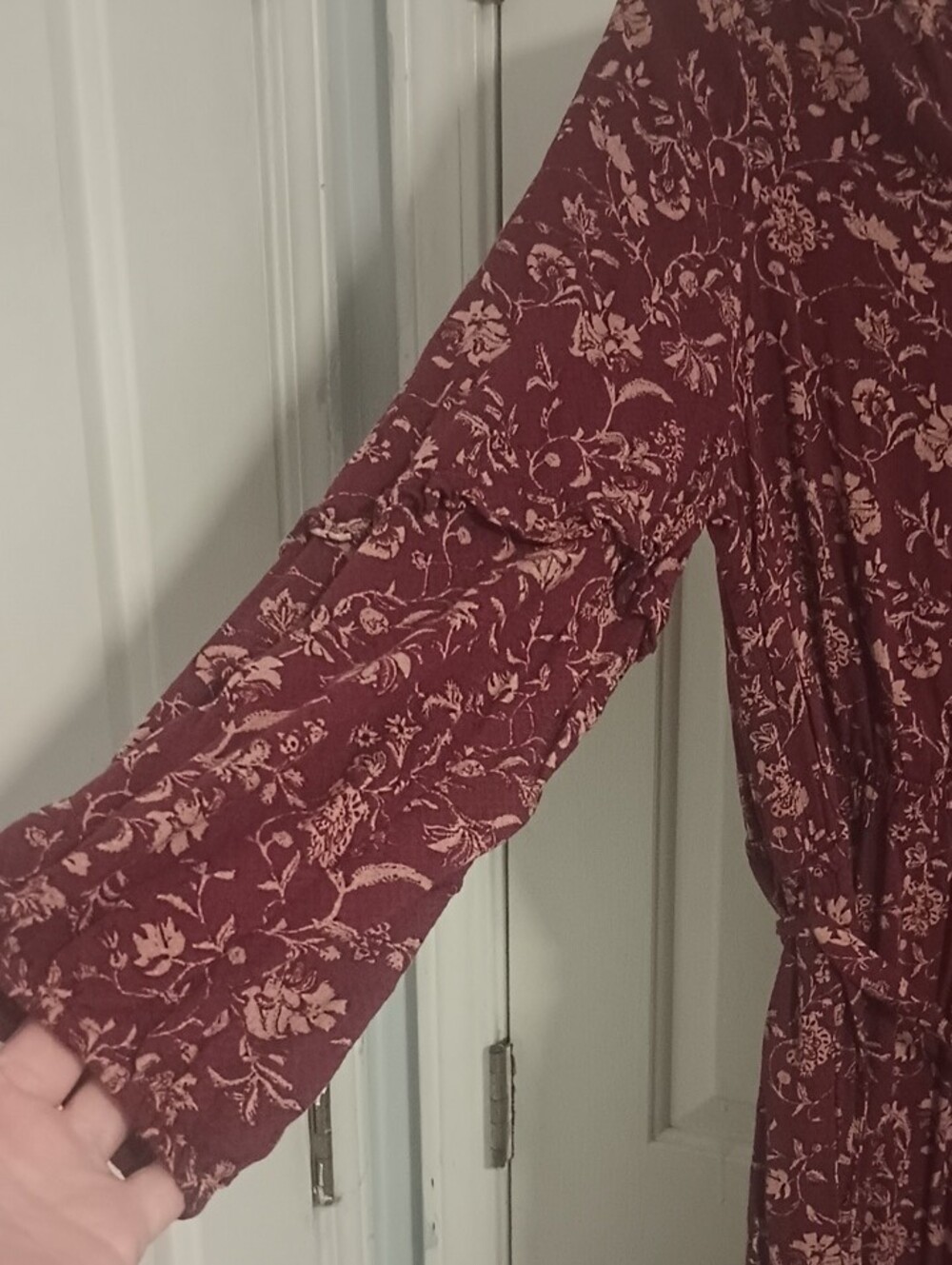 Knox Rose Maroon Floral Long-Sleeve Midi Dress - Picture 6 of 9